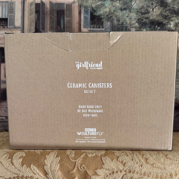 The Girlfriend From AARP Butterfly Ceramic Canisters Set 2 Wood Lids NWOT - Picture 9 of 13